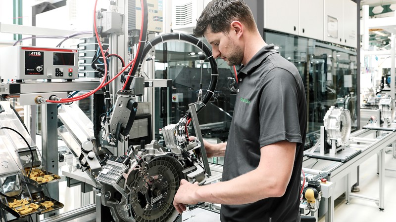Contrôle manuel d’étanchéité des modules hybrides